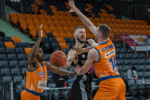 界舞台上的 界舞台上的